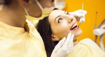 Estetik Diş Hekimliği Üzerine Çağdaş Kul ile Soru-Cevap